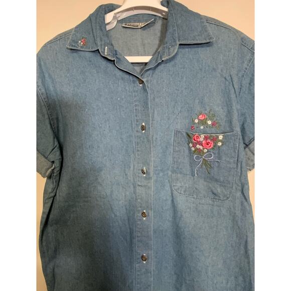 Vintage Capacity Embroidered Flower Denim Shirt Size M - USED - Picture 3 of 7